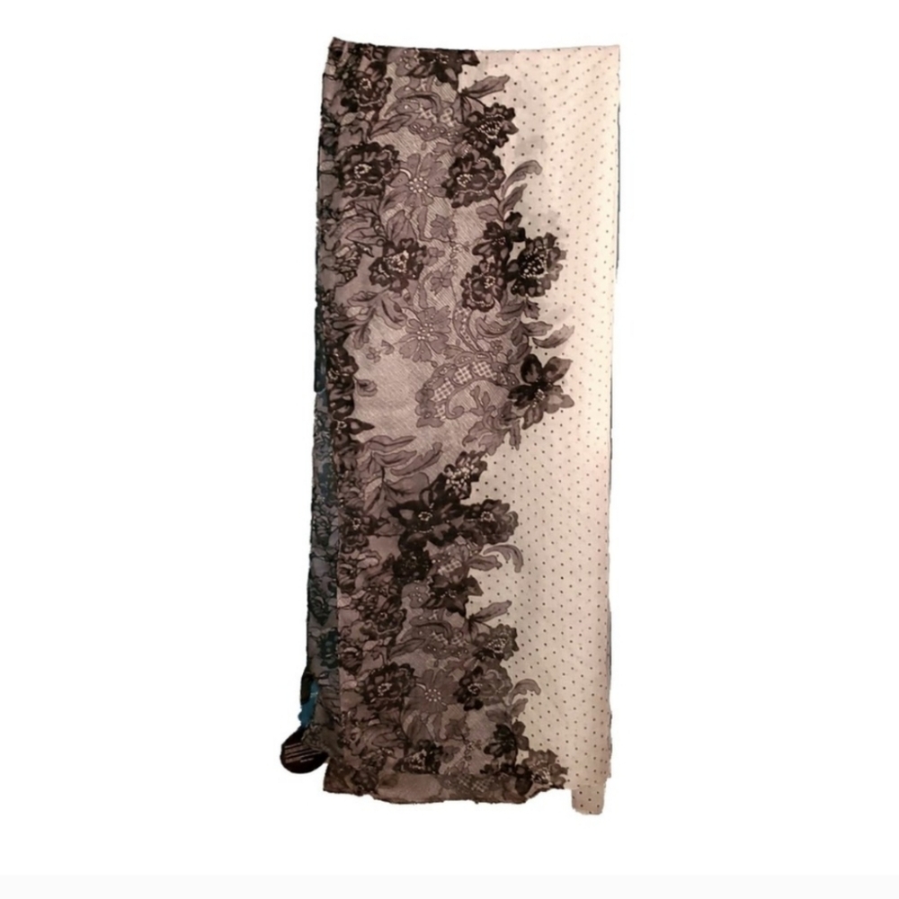 🚨2/$15🚨EYEFULL Black/white Floral Polka Dot  SCARF